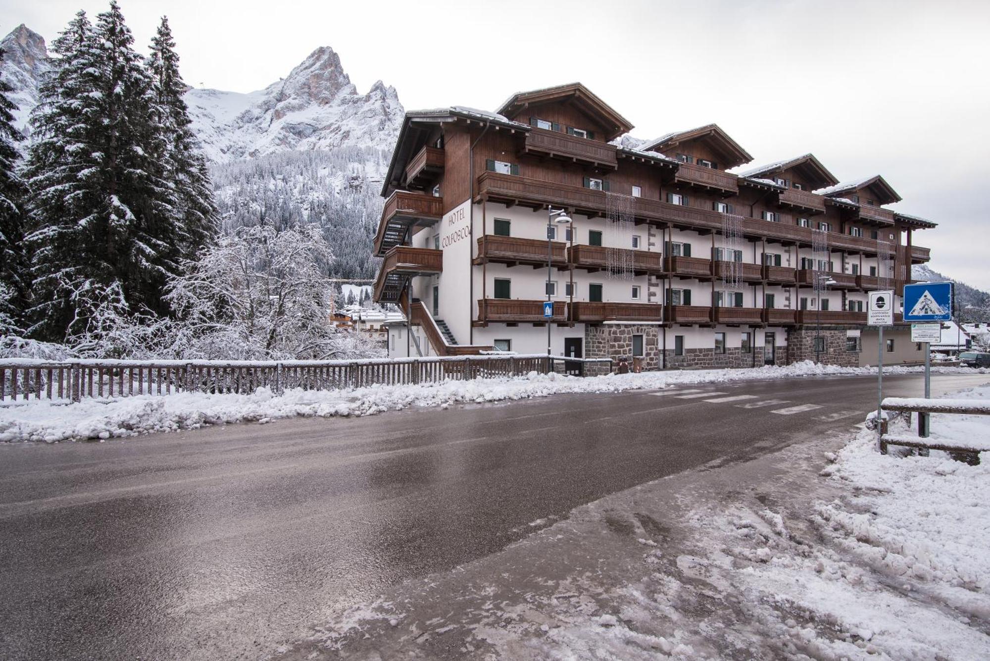 Hotel Colfosco San Martino Di Castrozza Dış mekan fotoğraf