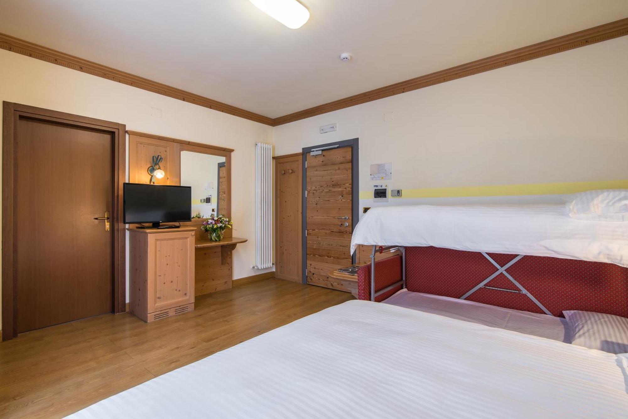 Hotel Colfosco San Martino Di Castrozza Dış mekan fotoğraf
